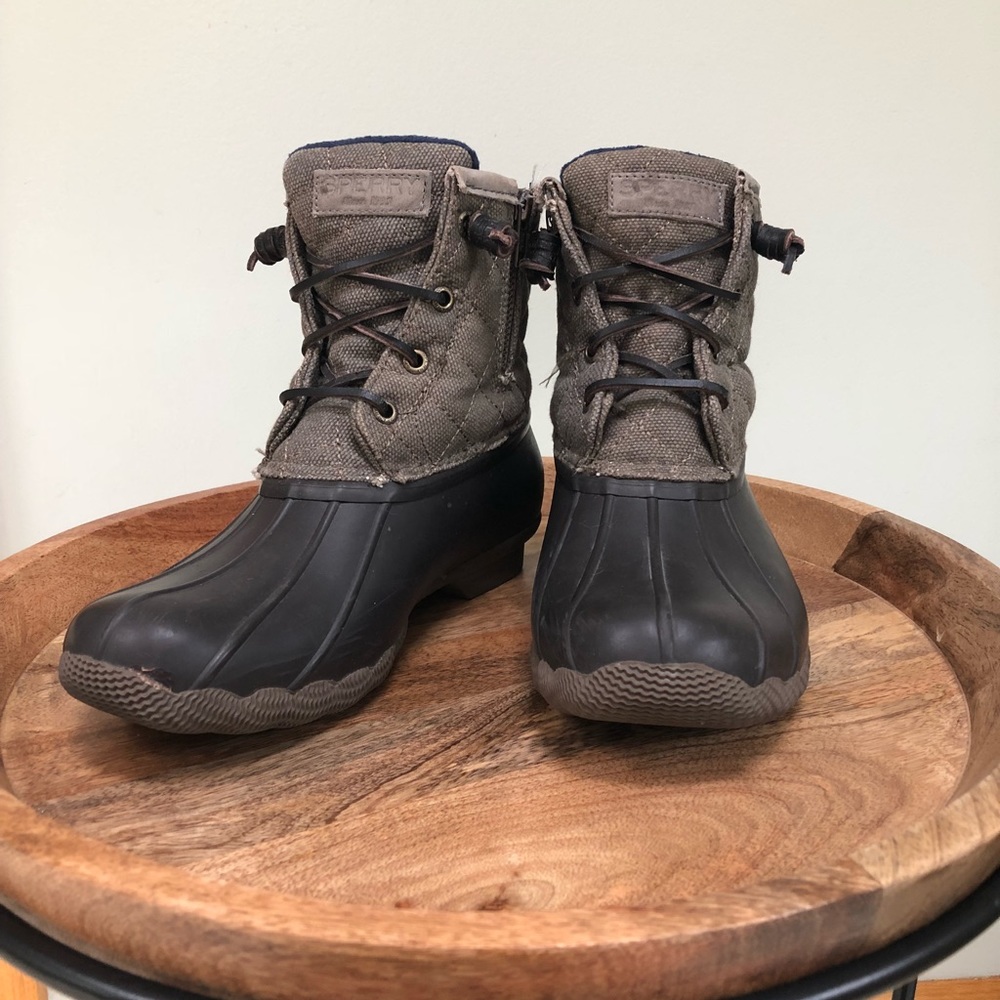 Sperry Saltwater Quilted Rain Boots